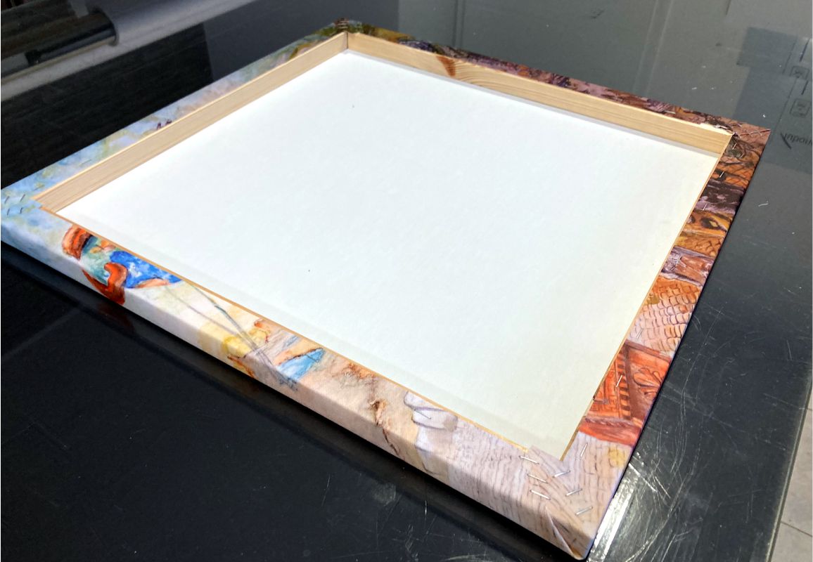 Vászonkép hátoldala